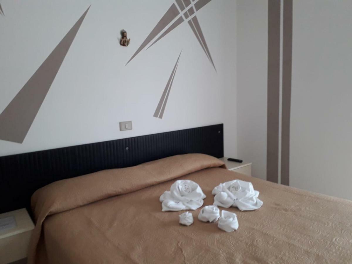 Hotel Santa Caterina Gizzeria Εξωτερικό φωτογραφία