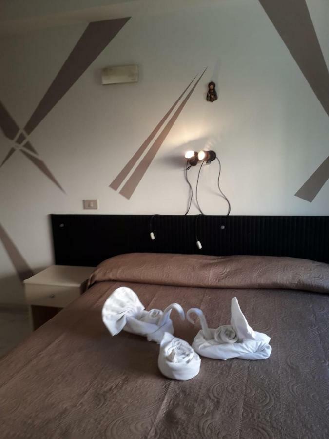 Hotel Santa Caterina Gizzeria Εξωτερικό φωτογραφία